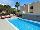 Ringway Villa with Pool/Air Cond holiday rental