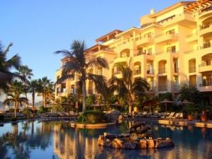 Vacation condo rental in the heart of Cabo San Lucas