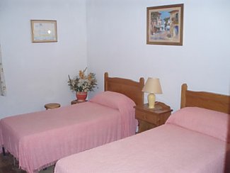 Twin bedroom